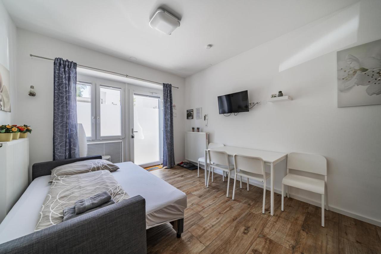 Modernes Appartement Nahe U-Bahn Und Schoenbrunn Viena Exterior foto